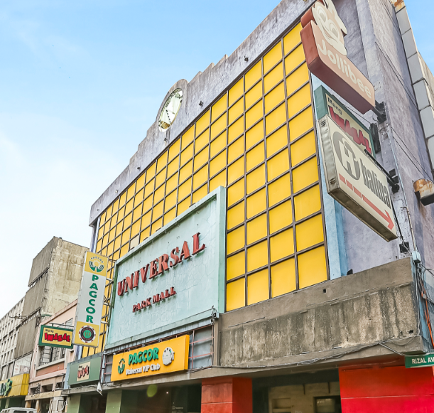 Universal Building